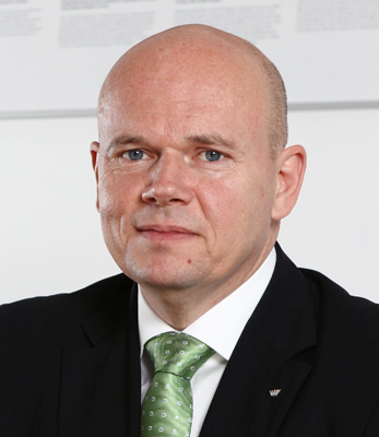 Skvaril-Schuco-X.jpg