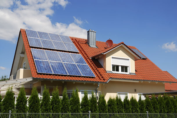 15b-shutterstock_58741993-solarny-panel.jpg