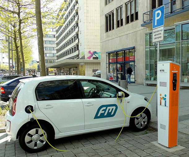 Electric-car-Pixabay-1-X.jpg